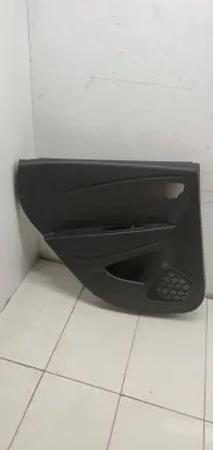 Renault Captur Rear door card panel trim