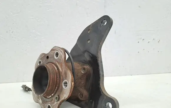 Nissan Qashqai Rear wheel hub