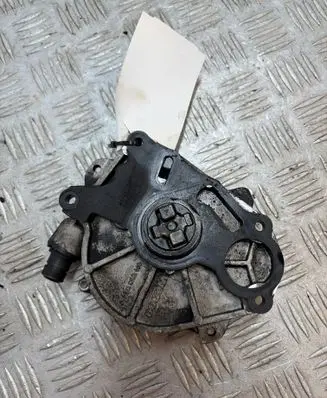 Volkswagen Golf VII Vacuum pump 03L145100B 9140300244 914030024