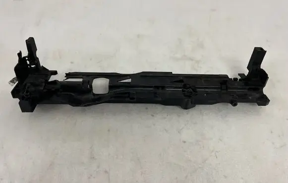 Mercedes-Benz E W213 Radiator mount bracket A0995040400 7988430