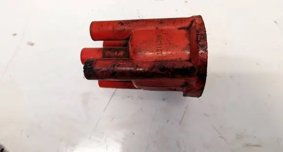Opel Corsa B Spark distributor cap
