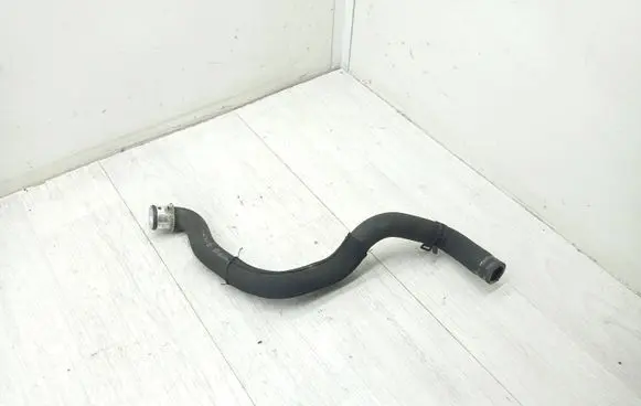Mercedes-Benz C W204 Engine coolant pipe/hose A2045010992