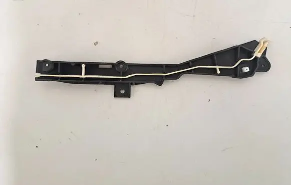 BMW 4 G22 G23 G24 G26 Other engine bay part 6991227