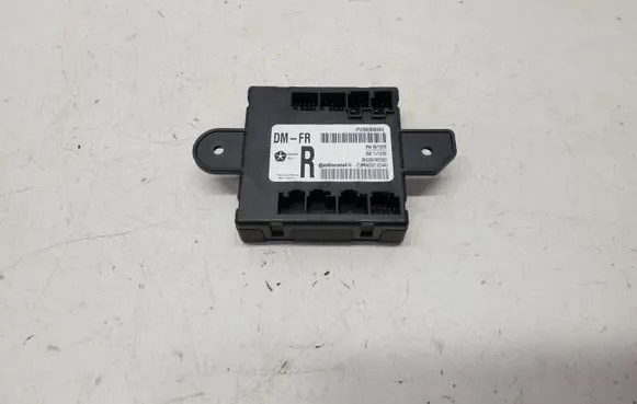 Chrysler Town & Country V Door control unit/module 05026860AE