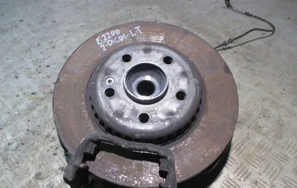 Mercedes-Benz E W213 Rear brake disc A0004231812