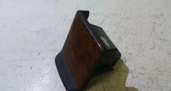 Nissan Primera Car ashtray 688002f900 688002f910