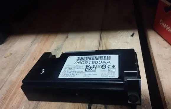 Chrysler Town u0026 Country V Bluetooth control unit module 05091960AA