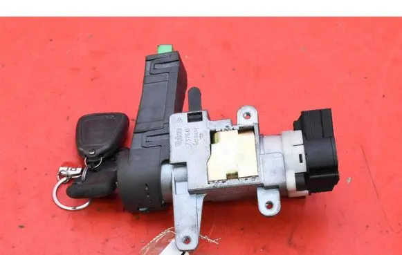 Volvo S60 Ignition lock 8626324