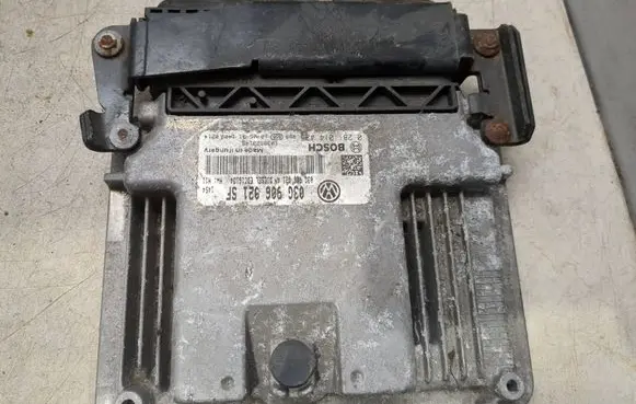 Volkswagen Golf Plus Engine control unit/module 03G906021SF 03G906021AN 0281014425