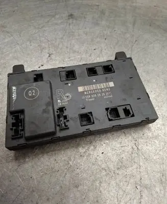 Mercedes-Benz CLK A209 C209 Door control unit/module 2098202026