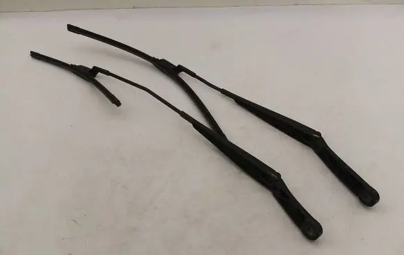 Volkswagen Polo V 6R Front wiper blade arm 6R1955410A 6R1955409A