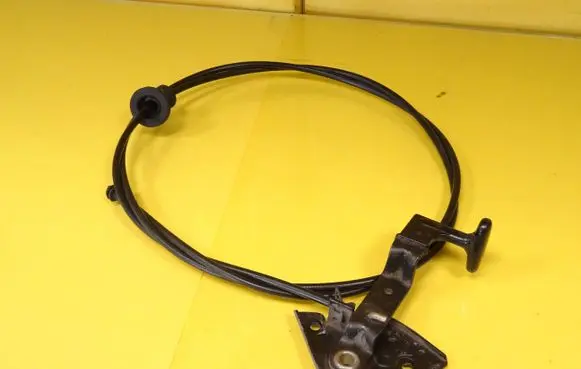 Audi A4 S4 B5 8D Engine bonnet/hood lock release cable 