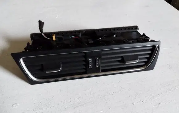 Audi A4 S4 B8 8K Dash center air vent grill 8T1820951C
