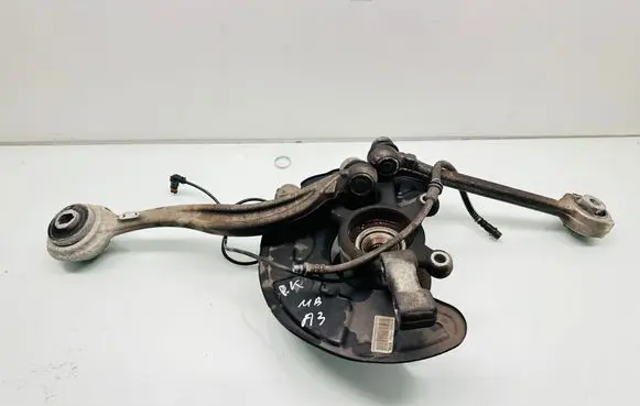 Front wheel hub