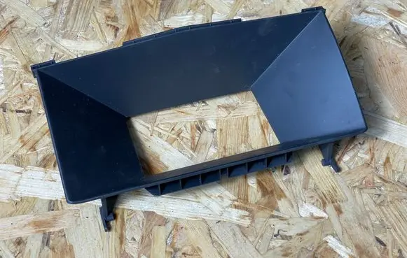Opel Astra H Radio/GPS head unit trim 13126605
