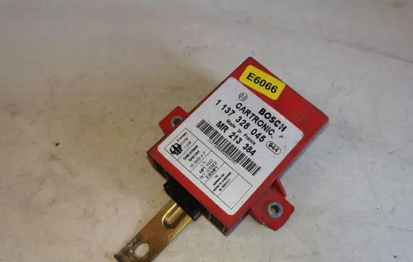 Mitsubishi Carisma Other control units/modules 1137328045 MR213384