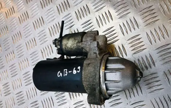 Mercedes-Benz C W204 Starter motor A0061512501