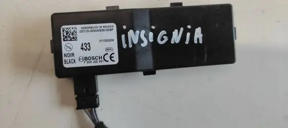 Opel Insignia A Antenna control unit 13503204 864 F00HJ00491