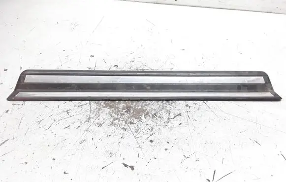 BMW 3 E46 Side skirt front trim 51478219186