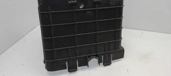 Volkswagen PASSAT B6 Battery box tray cover/lid 1K0915335G