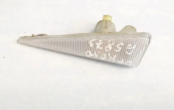 Renault Scenic II - Grand scenic II Front fender indicator light 8200633417