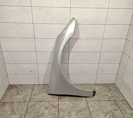 Mercedes-Benz R W251 Fender 