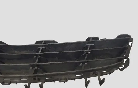 Opel Astra H Front bumper lower grill 24460271