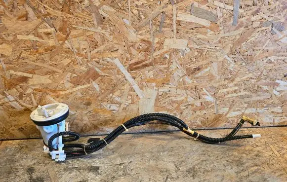 Mercedes-Benz CLC CL203 In-tank fuel pump A2c53001808 0975003052003