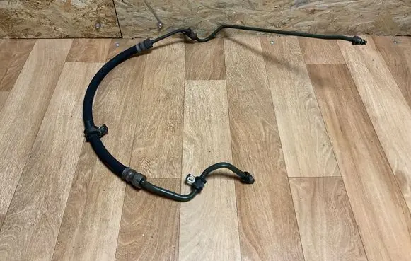 Volvo S40, V40 Power steering hose/pipe/line PA66GF35