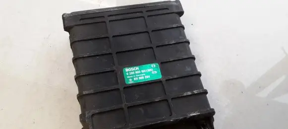 Volkswagen Golf II Engine control unit/module 0280800104 811906264