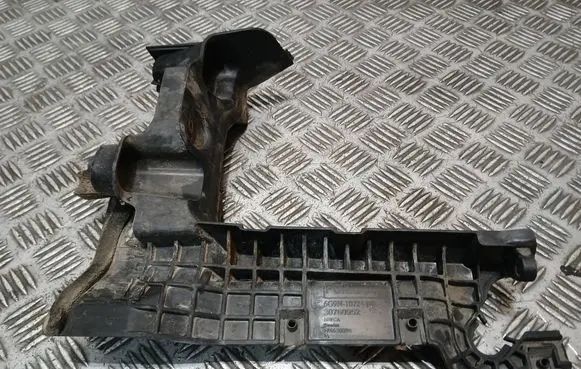 Volvo V70 Battery tray 6G9N10724FF 30760952