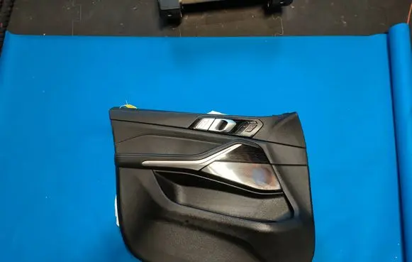 BMW X7 G07 Front door trim bar 