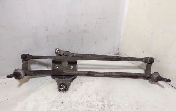 Nissan Primastar Front wiper linkage 