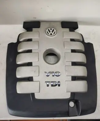 Volkswagen Touareg I Engine cover (trim)