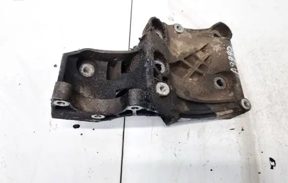Opel Insignia A Engine mounting bracket 532274354 55562863