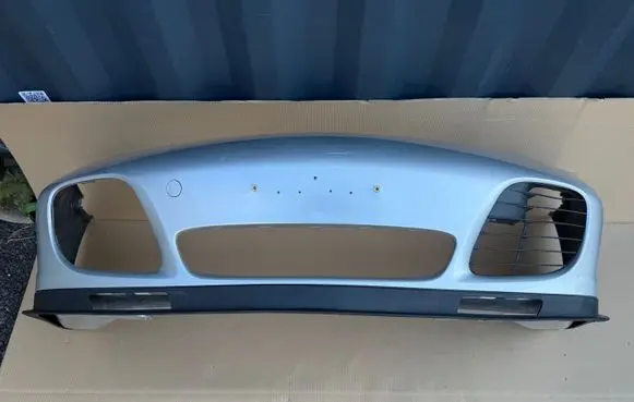 Porsche 996 Front bumper 98650531105 99650531108