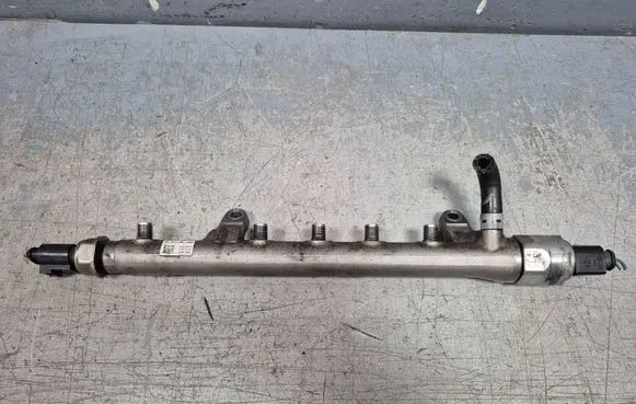 Volkswagen PASSAT B7 Fuel main line pipe 03L089S