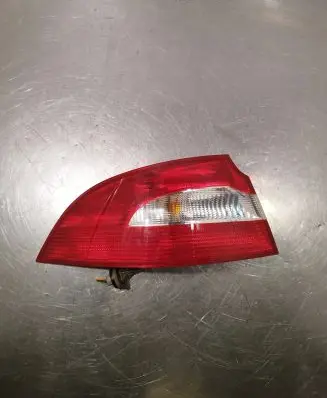 Skoda Superb B6 (3T) Rear/tail lights 086651916L 09L11