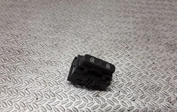 Volvo V60 Central locking switch button 31318989