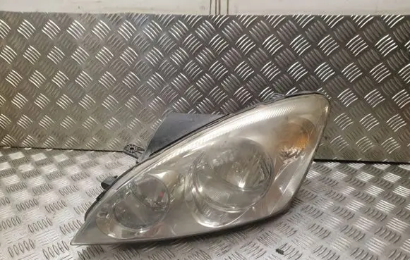 KIA Ceed Headlight/headlamp 921011H000