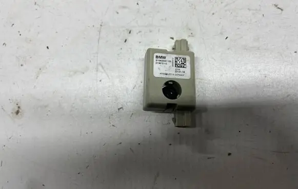 BMW X2 F39 Aerial antenna amplifier 21367510