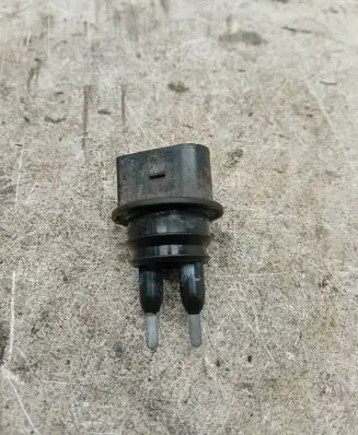 Audi A4 S4 B7 8E 8H Windshield washer fluid level sensor 7M0919376