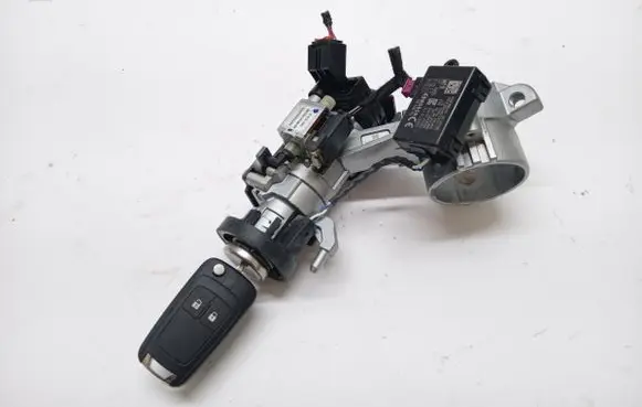 Opel Insignia A Ignition lock 13383062