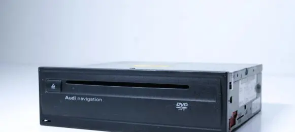 Audi A6 S6 C6 4F Navigation unit CD/DVD player 4E0919887C