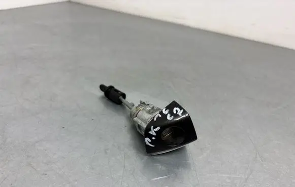 Audi A6 S6 C7 4G Coupe door lock (next to the handle) 4G1837167
