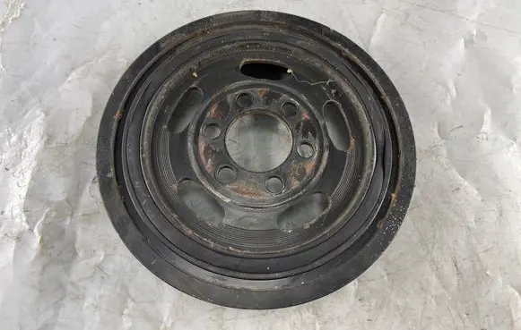Jaguar XJ X351 Crankshaft pulley