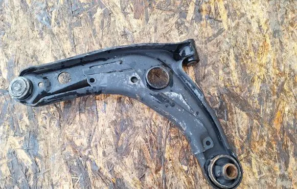 Toyota Urban Cruiser (XP110) Front control arm