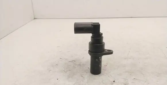 BMW 5 E39 Crankshaft position sensor 2247926