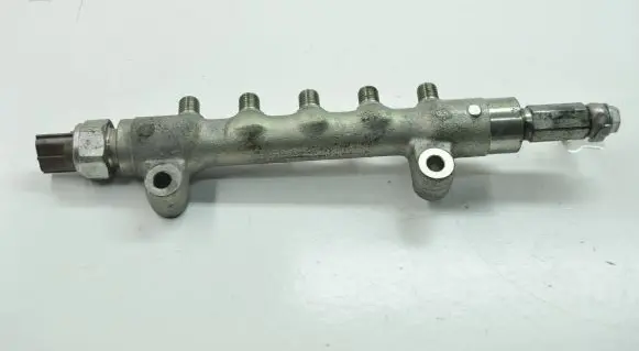 Subaru Legacy Fuel main line pipe 613106L18