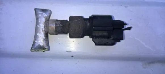 Air conditioning (A/C) pressure sensor
